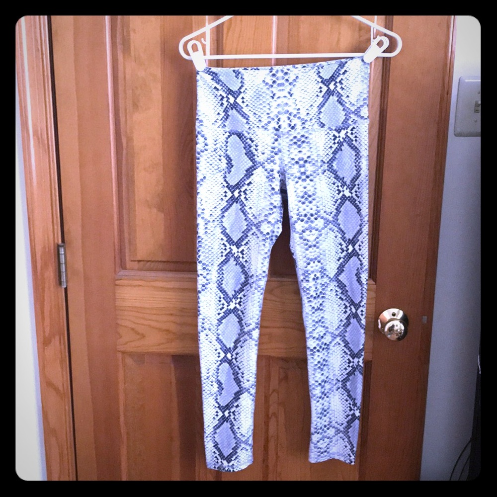 Noli active snake print leggings size small